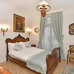 Hotel Royal 3*