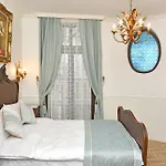 Hotel Royal