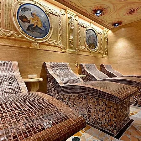 Royal 3* فارنا