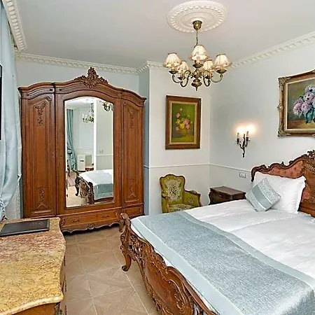 Royal 3* فارنا