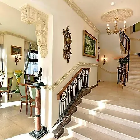 فندق Royal