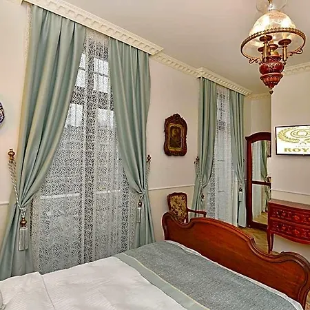 Royal فارنا